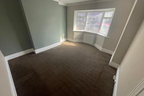 3 bedroom terraced house to rent, Fairholm Road, Benwell, Newcastle-upon-Tyne, NE4