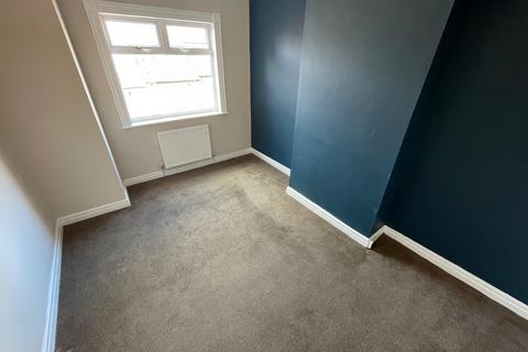 3 bedroom terraced house to rent, Fairholm Road, Benwell, Newcastle-upon-Tyne, NE4