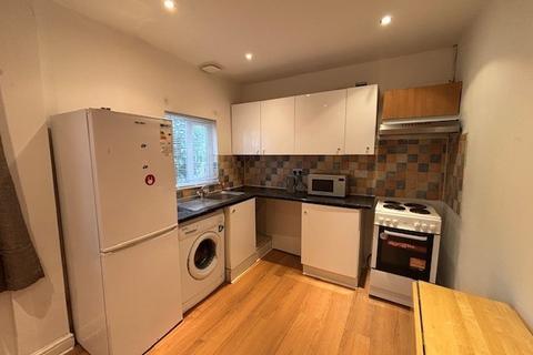 undefined, London N21