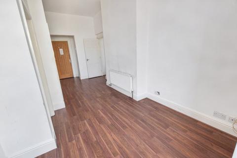 undefined, Flat 2, Whingate Road, Leeds, West Yorkshire