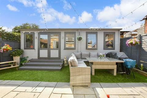 3 bedroom detached house for sale, Roman Road, Mountnessing, Brentwood, Essex