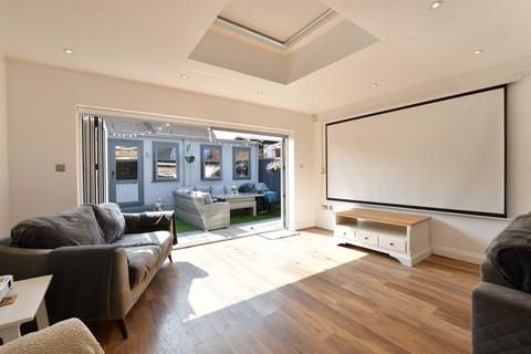 3 bedroom detached house for sale, Roman Road, Mountnessing, Brentwood, Essex