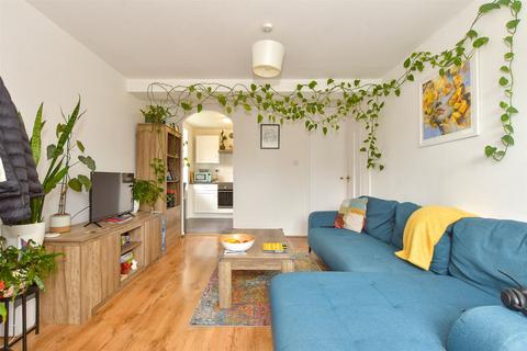 1 bedroom flat for sale, Jade Close, London