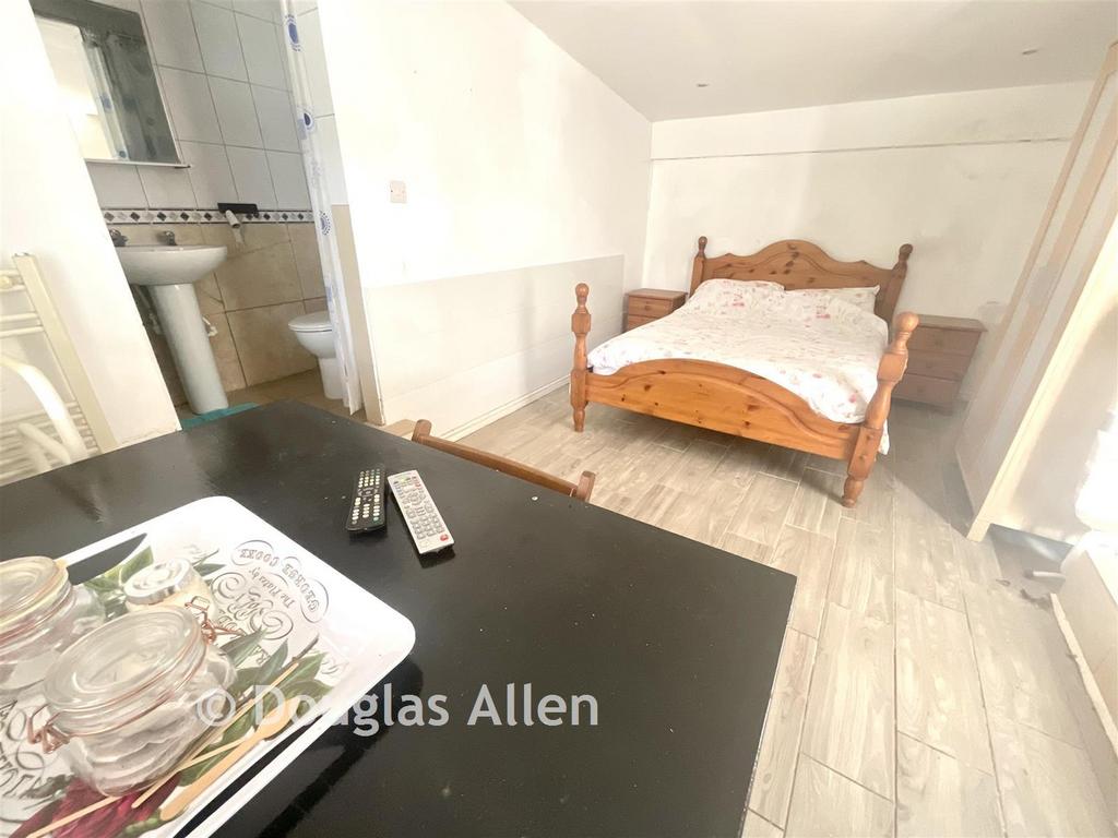Annexe Room