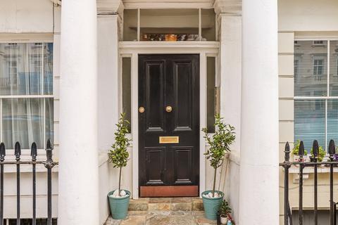 undefined, Sutherland Street, Pimlico, London, SW1V