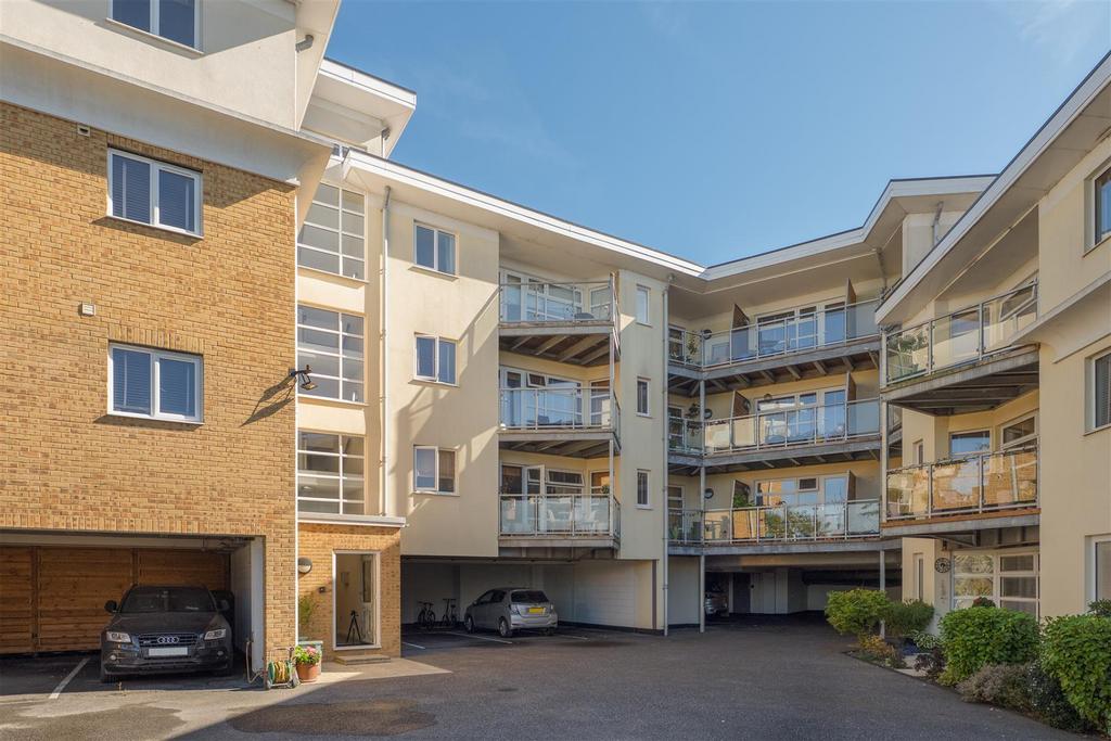 Carlton Court, The Bridge Approach, Whitstable