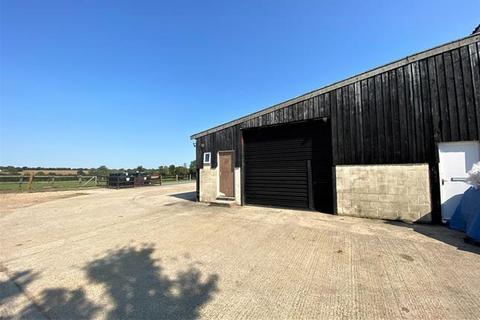 Warehouse to rent, Radley Green Rd Ingatestone CM4 0LU