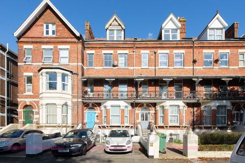 Healthcare facility to rent, 16 Shorncliffe Rd Folkestone CT20 2SF
