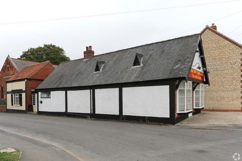Restaurant to rent, 1 West St Brigg DN20 9AS
