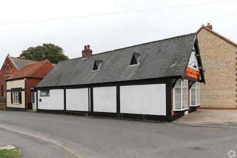 Restaurant to rent, 1 West St Brigg DN20 9AS