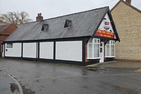 Restaurant to rent, 1 West St Brigg DN20 9AS