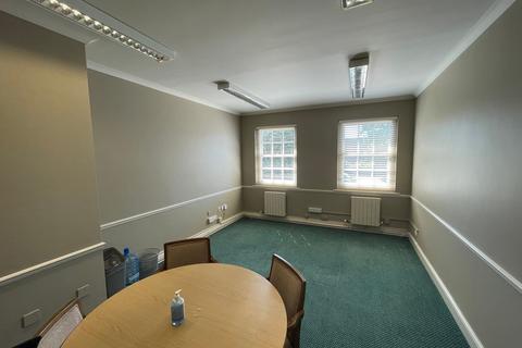 Office to rent, 10 St Ann St Salisbury SP1 2DN