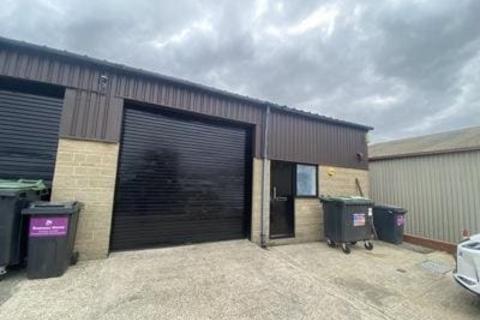 Warehouse to rent, Station Rd Gillingham SP8 4QQ