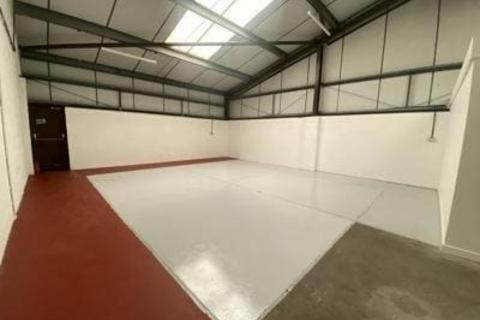 Warehouse to rent, Station Rd Gillingham SP8 4QQ