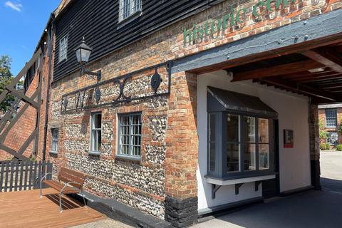 Retail property (high street) to rent, King St Wilton SP2 0RS