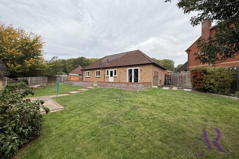 undefined, Sitwell Close, Newport Pagnell