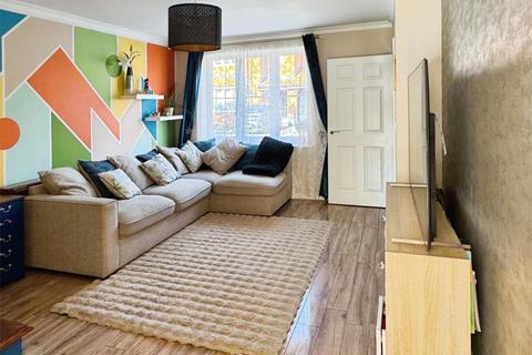 16 Bakers Place, Woodley, Reading, RG5 4AX