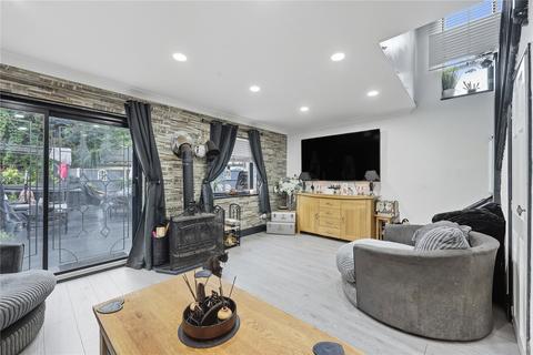 Queens Road, Basildon, Essex, SS15