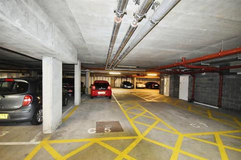 undefined, Clayponds Lane, Brentford
