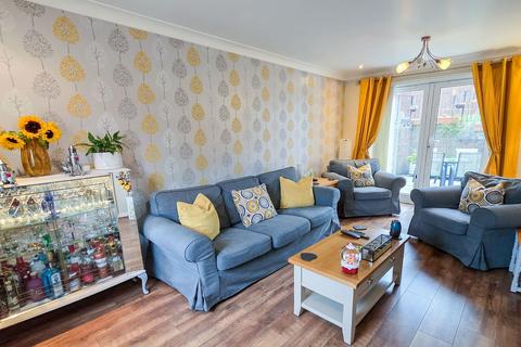 undefined, Llys Cyncoed, Blackwood NP12