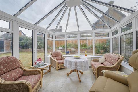 undefined, Hazeldene, Seaford