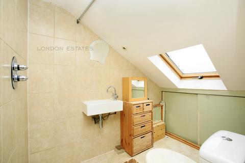 2 bedroom apartment for sale, Tasso Road, Hammersmith, W6