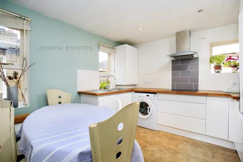 2 bedroom apartment for sale, Tasso Road, Hammersmith, W6