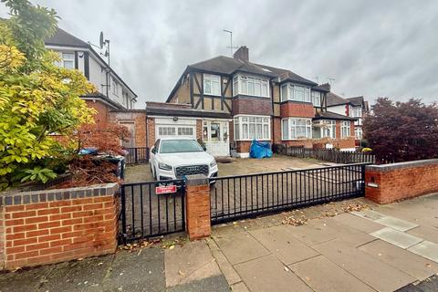 undefined, Ravenscraig Road, New Southgate