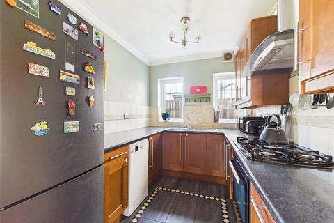 3 bedroom detached house for sale, Sandhurst Road, Gloucester, Gloucestershire, GL1