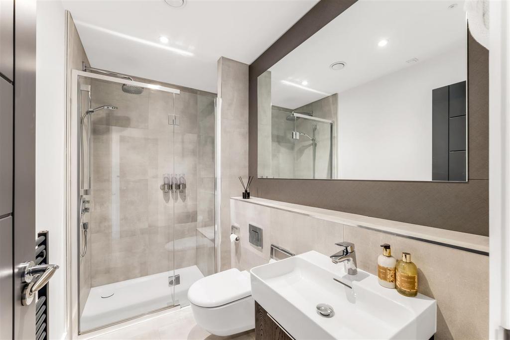 Bedroom Four Ensuite