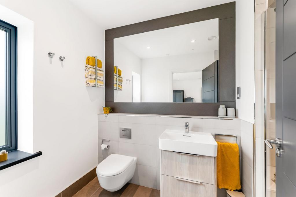 Ensuite