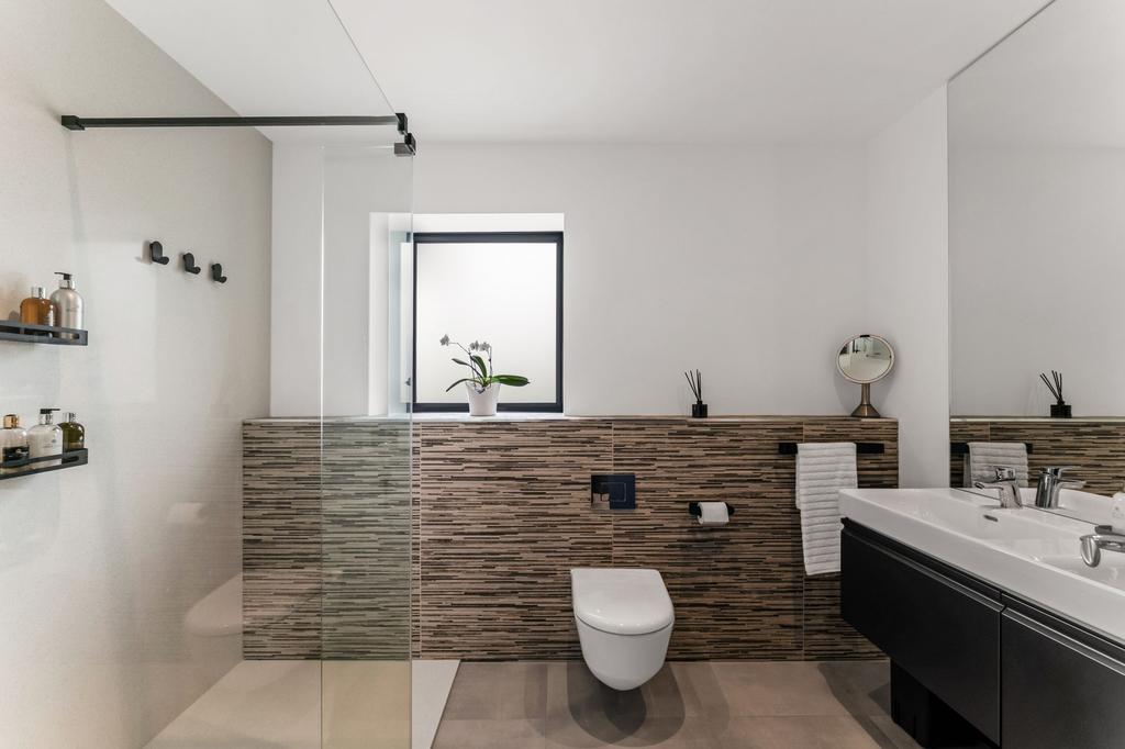 Master Ensuite