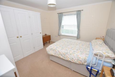 2 bedroom flat for sale, The Parade, Carmarthen