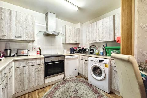 1 bedroom flat for sale, Rookery Way, Geneva Court, NW9