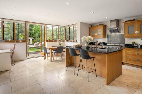 undefined, Raeburn Close, London, NW11