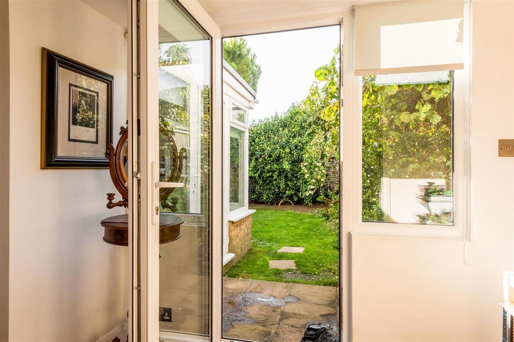 1 Vernon Avenue-16.jpg