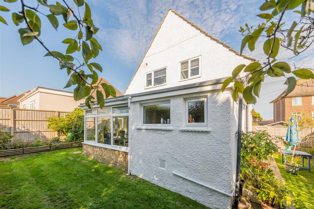 1 Vernon Avenue-25.jpg