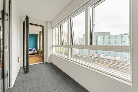 1 bedroom apartment for sale, Mint Street, London, E2