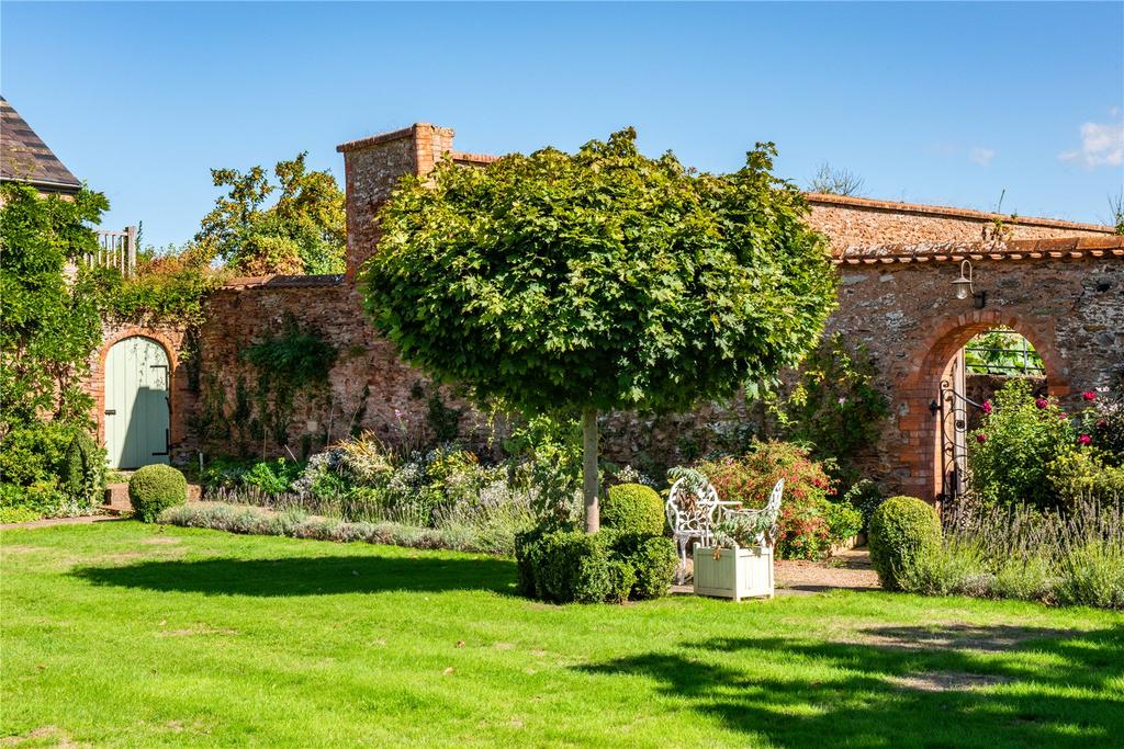 Walled Gardens