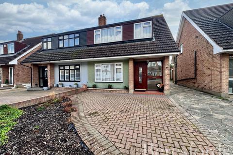 Abbots Close, Rainham, RM13
