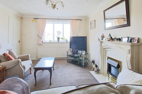 2 bedroom semi-detached bungalow for sale, Oak Grove, Hedon, Hull, HU12 8XU
