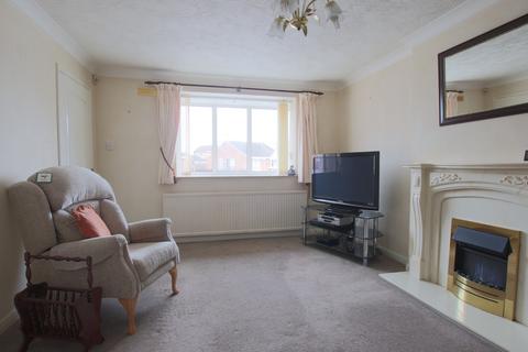 2 bedroom semi-detached bungalow for sale, Oak Grove, Hedon, Hull, HU12 8XU