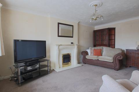 2 bedroom semi-detached bungalow for sale, Oak Grove, Hedon, Hull, HU12 8XU