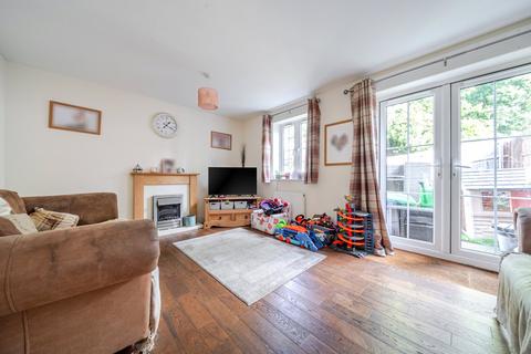 undefined, Parsons Close, Gloucestershire GL11