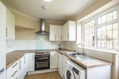 undefined, 2 Lodge Cottages, Pangbourne on Thames, RG8