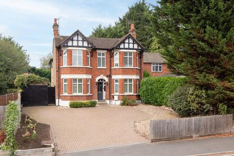 Stoke Road, Linslade, Leighton Buzzard