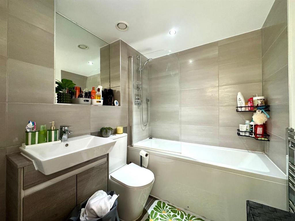 Bathroom.jpeg