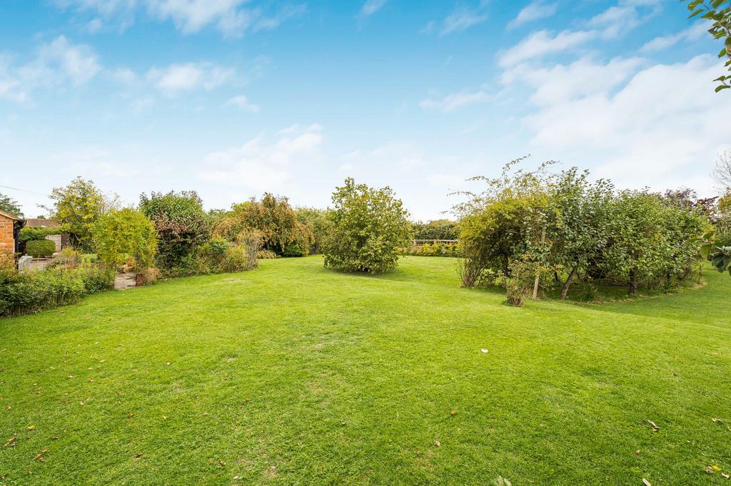 Formal Rear Gardens