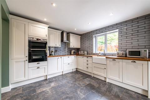 4 bedroom detached house for sale, Maidstone Road, Lenham, Maidstone, Kent, ME17