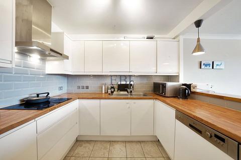 2 bedroom apartment for sale, Neptune Court, Homer Drive, London, E14